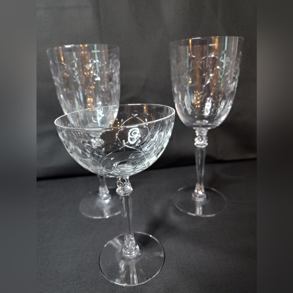 Vintage Fostoria Christiana, 1940's. Two Wine, One Sherbet - Picture 2 of 4